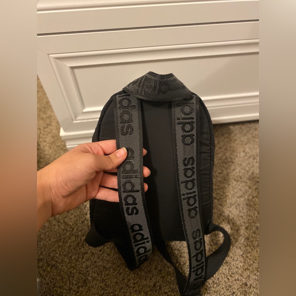 •mini backpack• - Picture 3 of 4